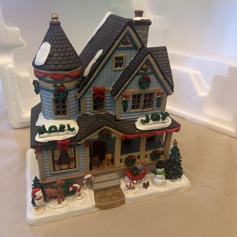 Lemax 35035 Christmas Joy Residence Open Box Missing Original Box